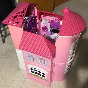 Barbie Malibu Dollhouse